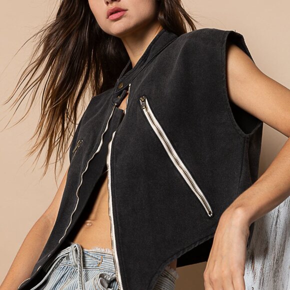 POL Women's Black Sleeveless Vest - Picture 2 of 6